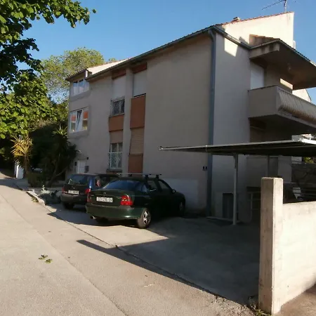 Apartment Studio Mia-Beach In Split Exterior photo